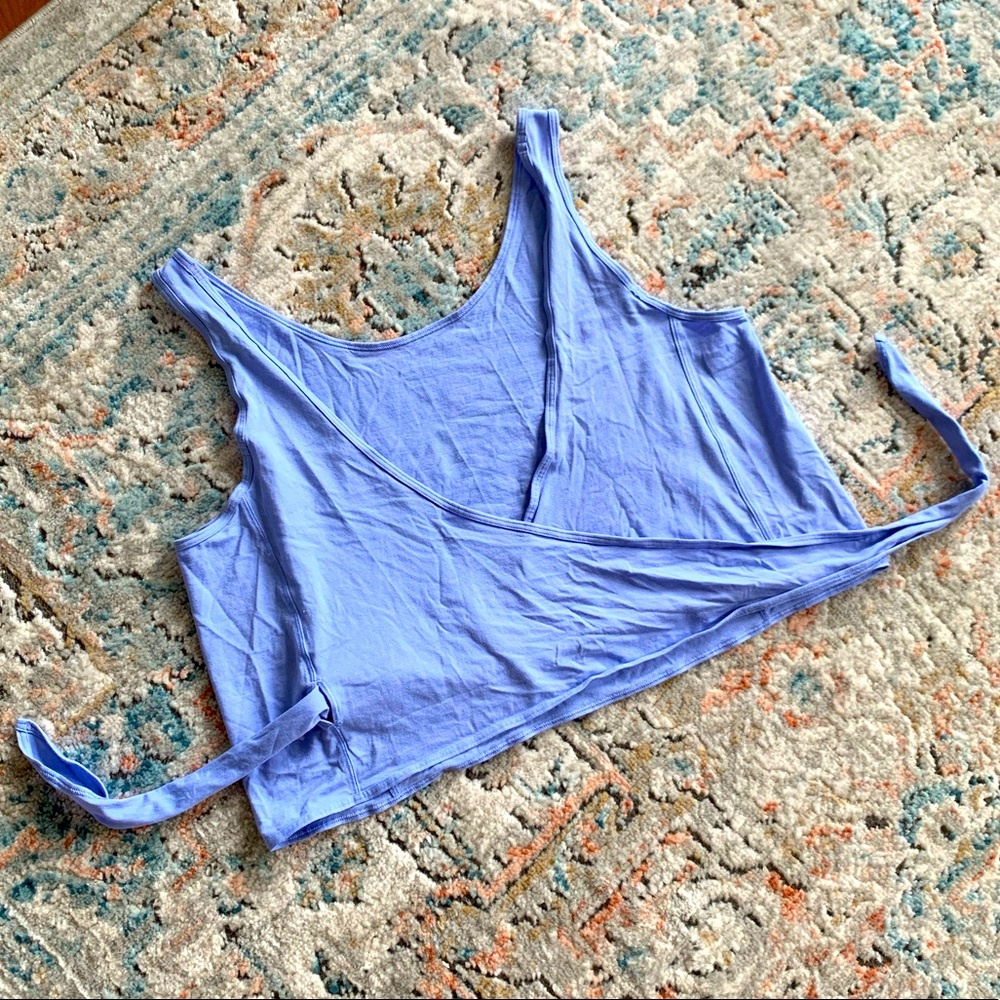 Lululemon wrap top sz 10